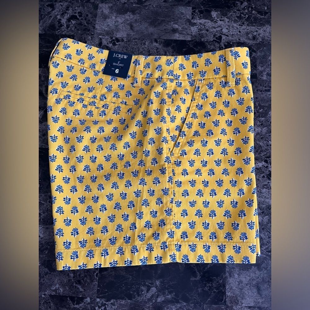 J Crew Women's Classic Chino Tropical Print 5" Short Cotton Beach Yellow